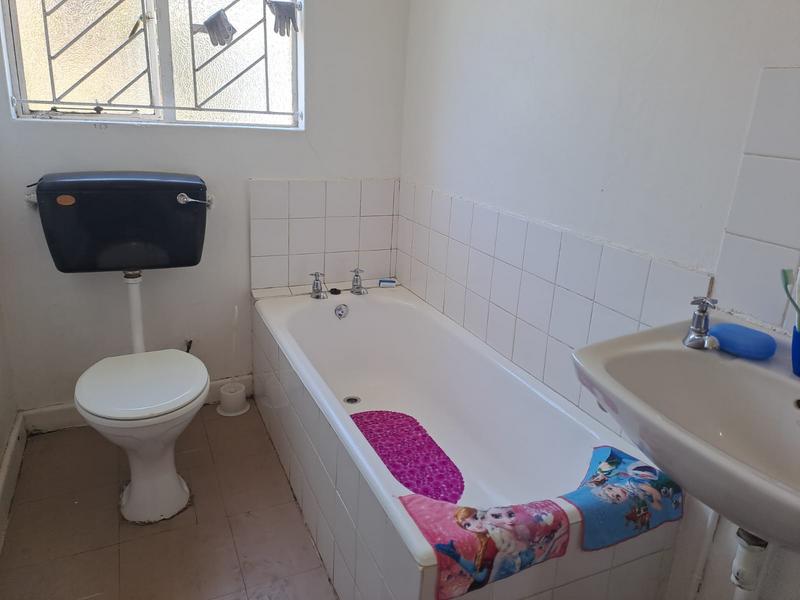 2 Bedroom Property for Sale in Ruyterwacht Western Cape